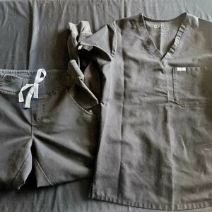 Scrubs Sets - 3 Pairs